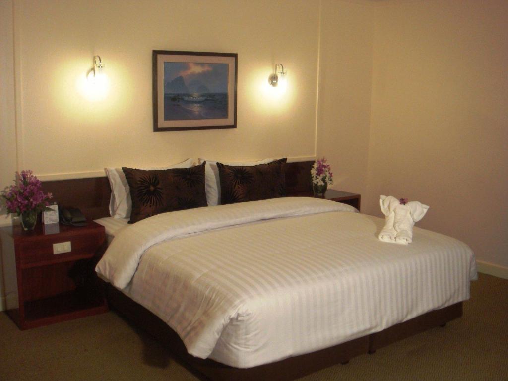 White Orchid Hotel Банкок Екстериор снимка